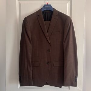 Men's Brown Two-Button Tailored Suit and Pants - NWT